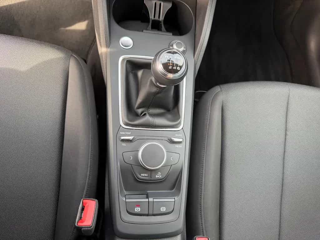 Audi Q2 30 TFSI TEMP|SZH|MFL|PDC|KEYLESS|KLIMA 01/2020-photo-19