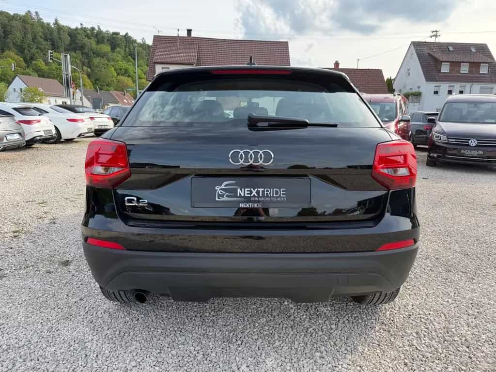 Audi Q2 30 TFSI TEMP|SZH|MFL|PDC|KEYLESS|KLIMA 01/2020-photo-5