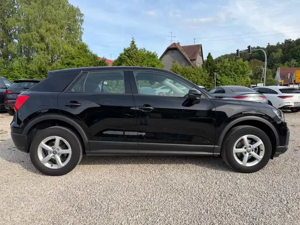 Audi Q2 30 TFSI TEMP|SZH|MFL|PDC|KEYLESS|KLIMA 01/2020-photo-7