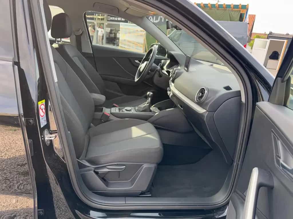 Audi Q2 30 TFSI TEMP|SZH|MFL|PDC|KEYLESS|KLIMA 01/2020-photo-8