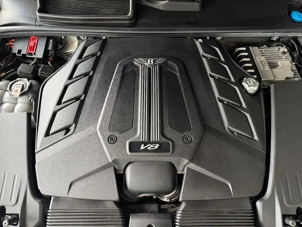 Bentley Bentayga 4.0 V8 First-Edition Naim Panorama AHK 04/2021-photo-23