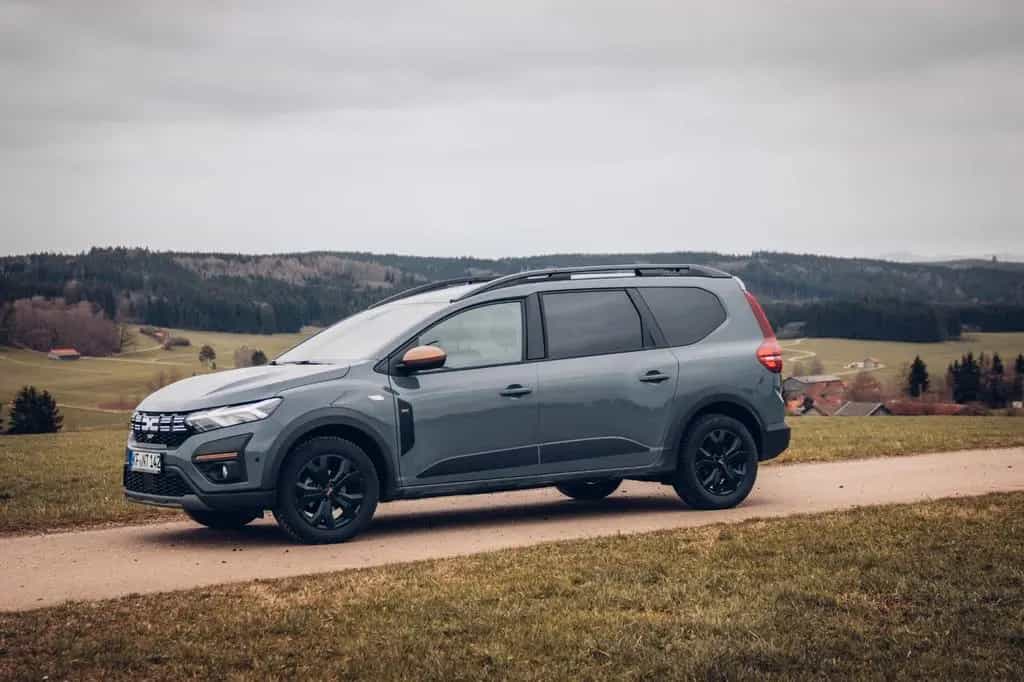 Dacia Jogger TCe 110 Extreme+ 5-Sitzer 10/2023-photo-1