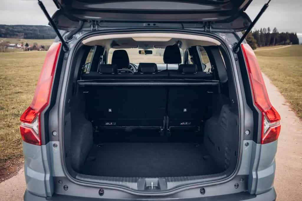 Dacia Jogger TCe 110 Extreme+ 5-Sitzer 10/2023-photo-13