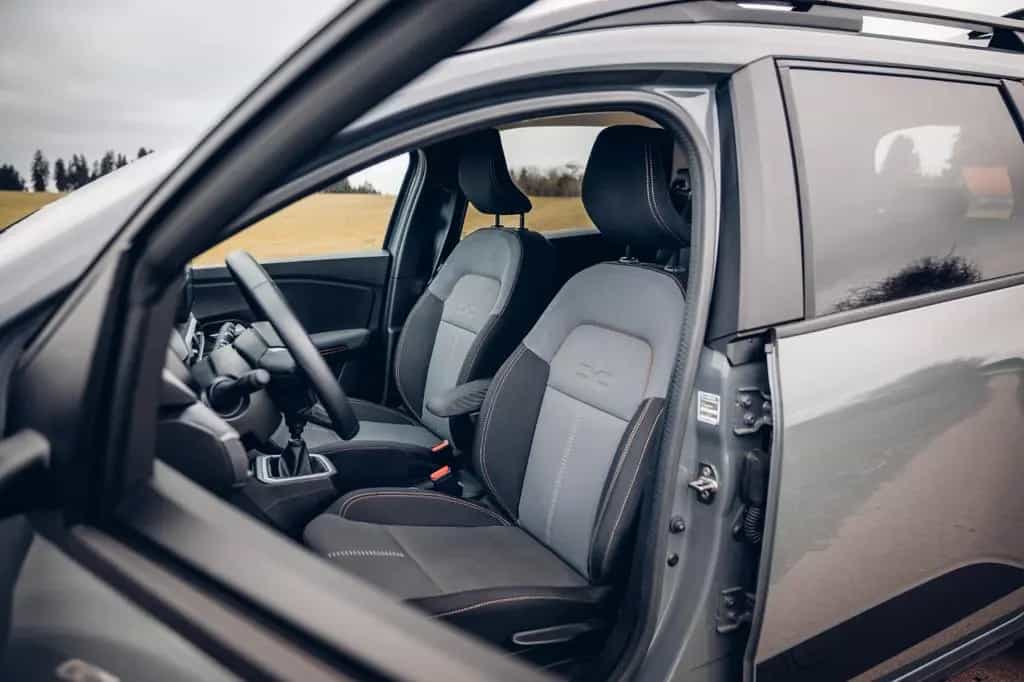 Dacia Jogger TCe 110 Extreme+ 5-Sitzer 10/2023-photo-6