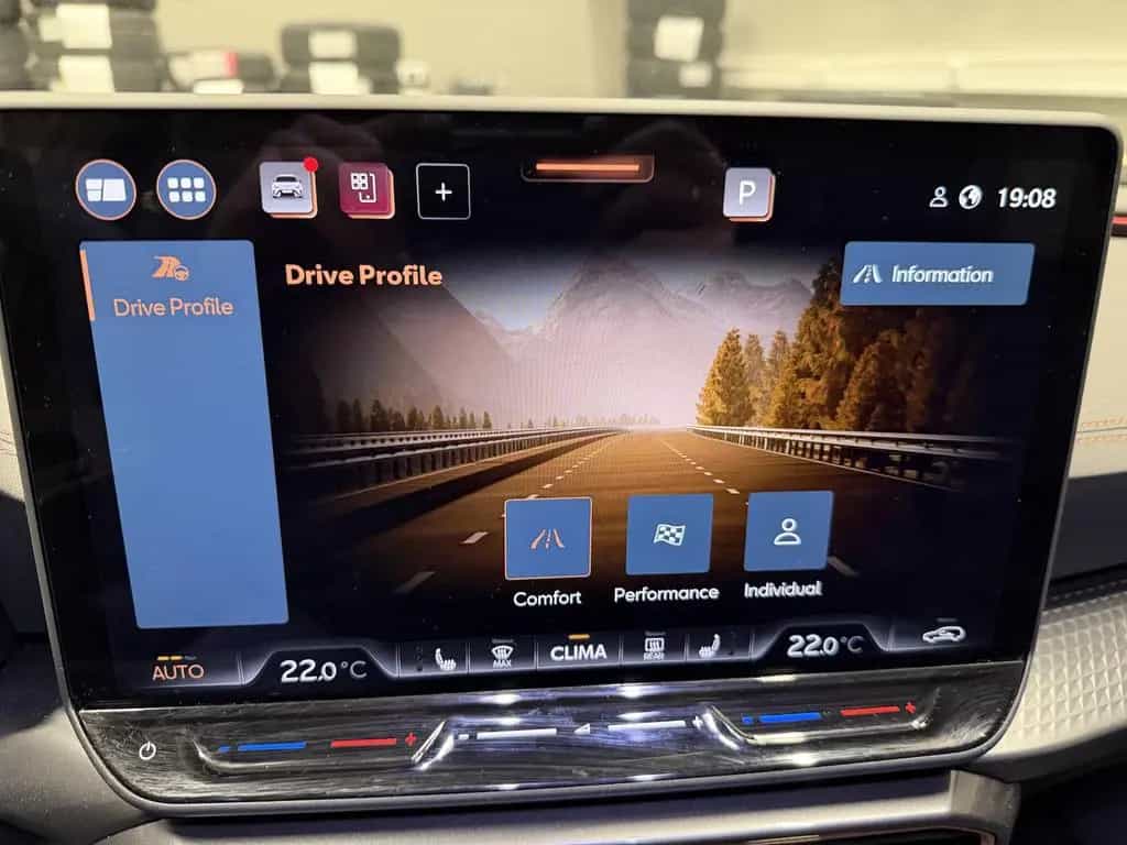 Cupra Leon ST 1.5eTSI DSG AHK Assist XL Navi Matrix 06/2025-photo-27