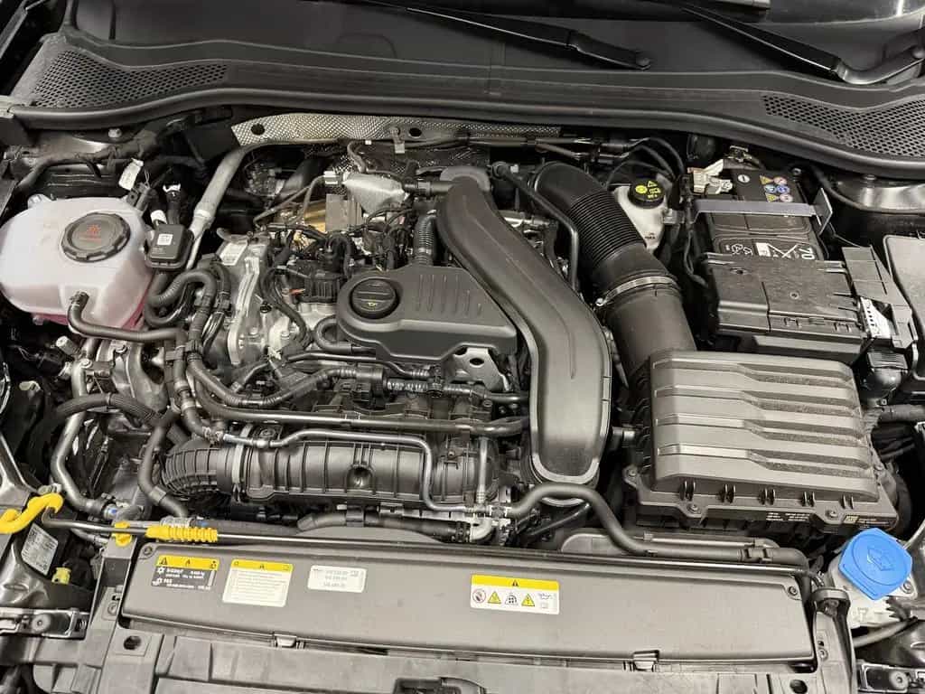 Cupra Leon ST 1.5eTSI DSG AHK Assist XL Navi Matrix 06/2025-photo-35