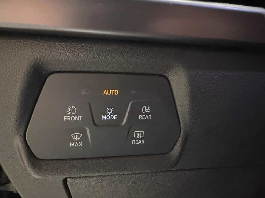 Cupra Leon ST 1.5eTSI DSG AHK Assist XL Navi Matrix 06/2025-photo-8