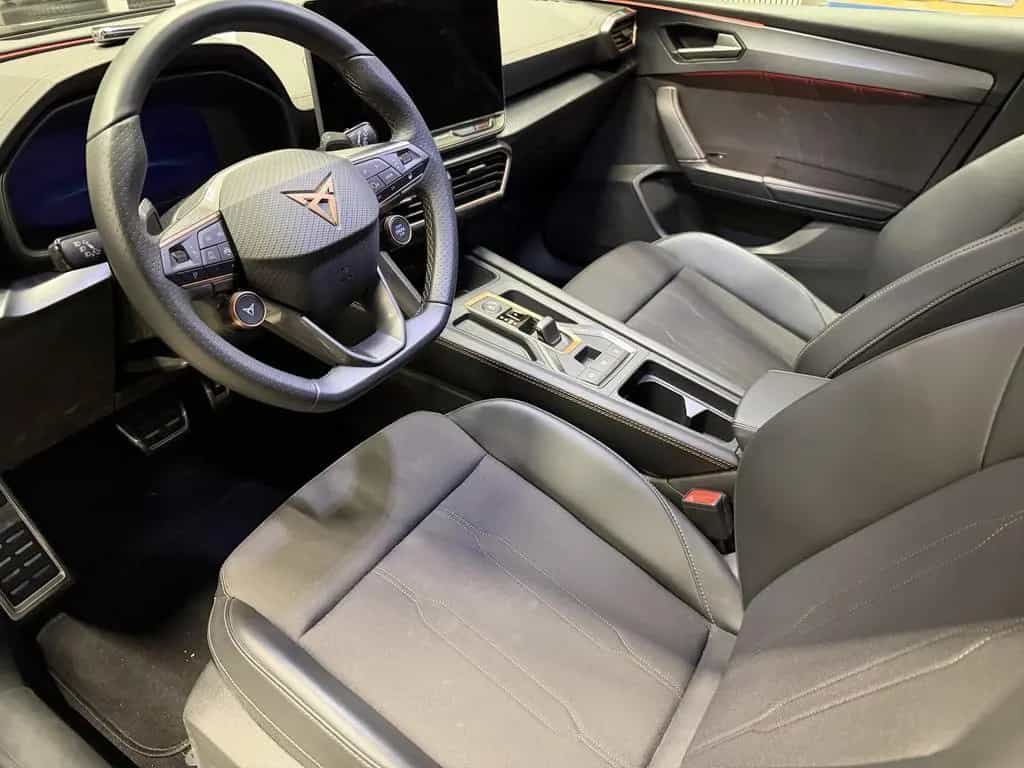 Cupra Leon ST 1.5eTSI DSG AHK Assist XL Navi Matrix 06/2025-photo-5