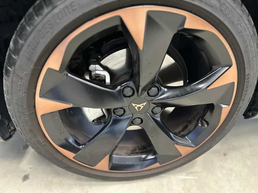 Cupra Leon ST 1.5eTSI DSG Skyline Dynamic Matrix AHK 06/2025-photo-2