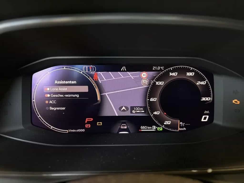 Cupra Leon ST 2.0TSI DSG 4Drive AHK Pano Dyn.Design 11/2025-photo-12