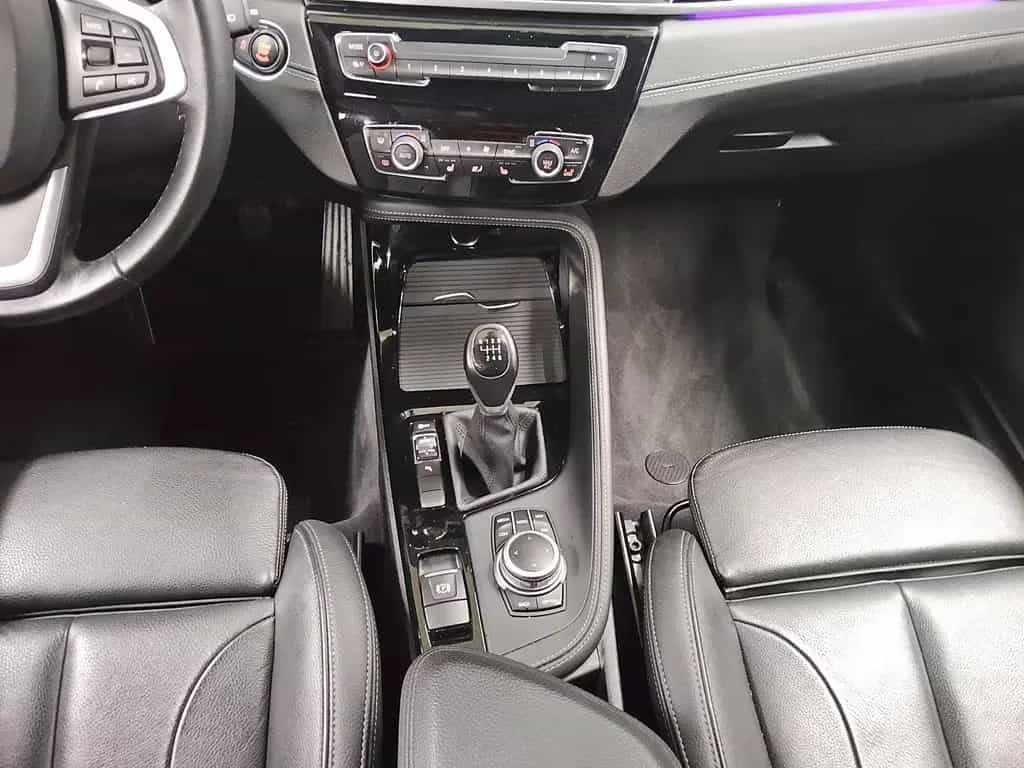 BMW X1 sDrive18i Sport-Line Navi LED HuD Leder RFK 05/2021-photo-5