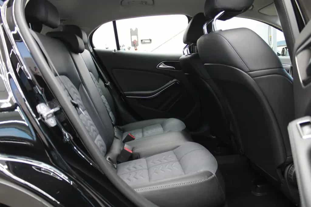 Mercedes-Benz GLA 180 *Tüv&Inspektion Neu*Navi*62.Tkm*Leder* 11/2019-photo-11