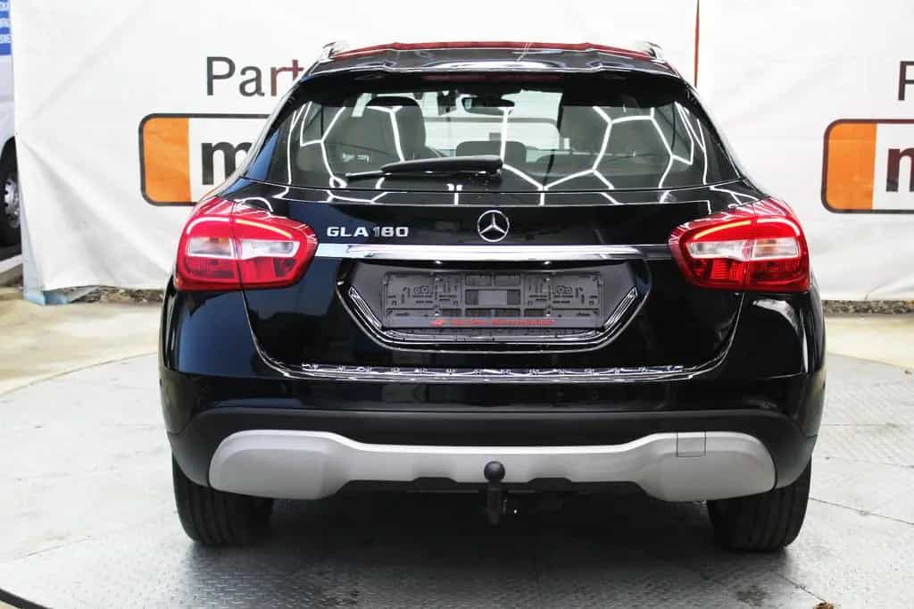 Mercedes-Benz GLA 180 *Tüv&Inspektion Neu*Navi*62.Tkm*Leder* 11/2019-photo-21
