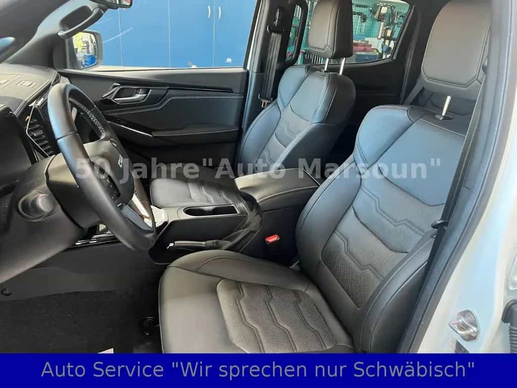 Isuzu D-Max DouplCab 4WD V-CROSS 8x ALU Gar.8/29Wie Neu! 08/2024-photo-15
