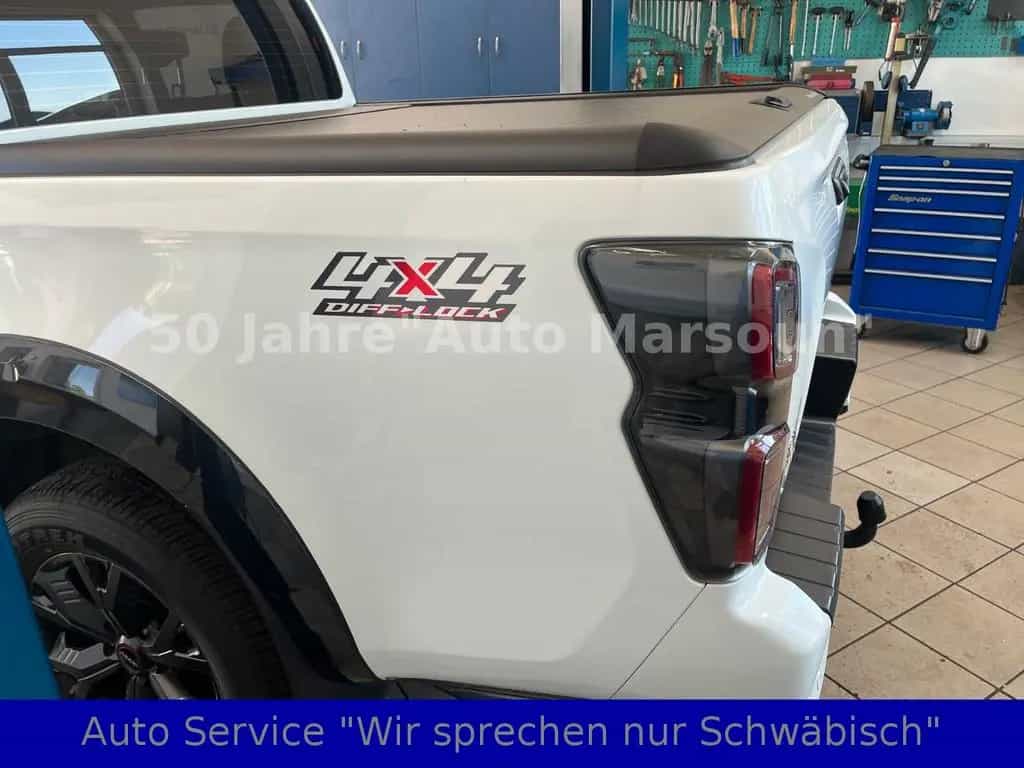 Isuzu D-Max DouplCab 4WD V-CROSS 8x ALU Gar.8/29Wie Neu! 08/2024-photo-6