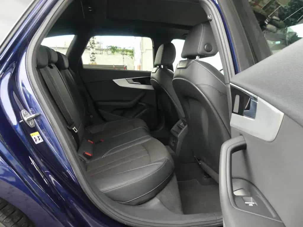Audi A4 Avant 45TFSI Quattro S-Line LED Pano Kam. App 09/2020-photo-20