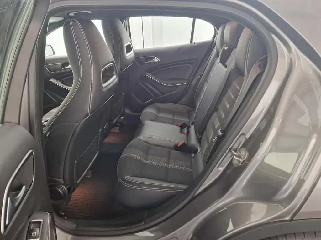 Mercedes-Benz GLA 200 Sport Utility, LED, Kamera, 18 Zoll 01/2020-photo-10