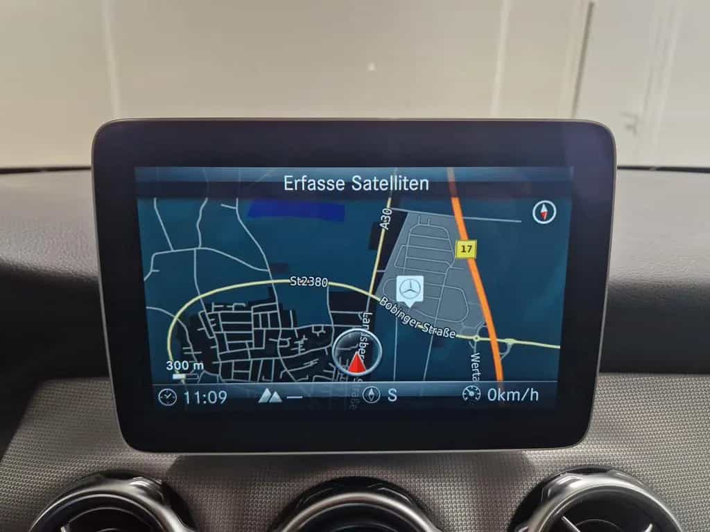 Mercedes-Benz GLA 200 Sport Utility, LED, Kamera, 18 Zoll 01/2020-photo-17