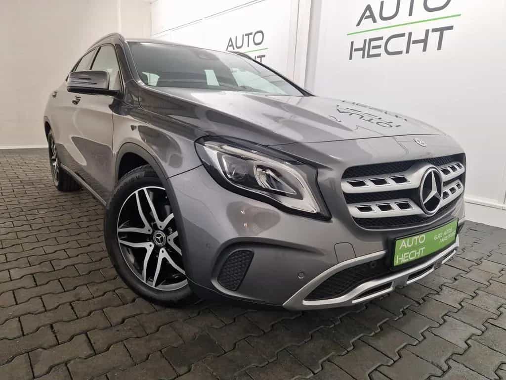 Mercedes-Benz GLA 200 Sport Utility, LED, Kamera, 18 Zoll 01/2020-photo-3