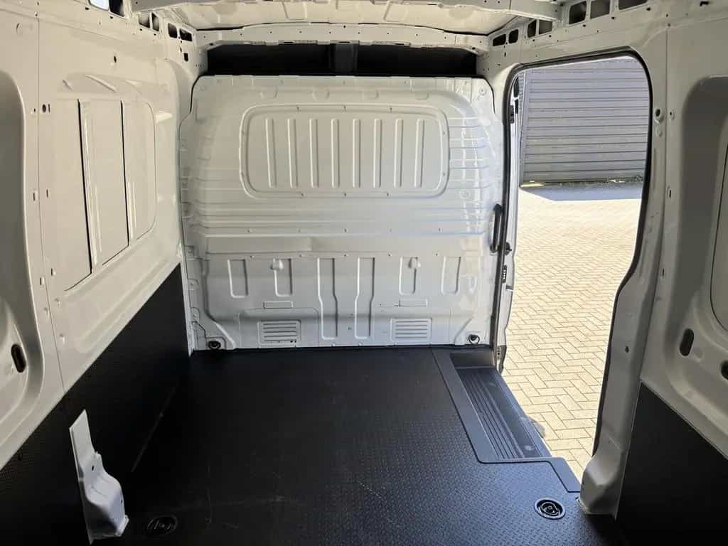 Maxus Deliver 9 2.0 Kasten L3H2 RWD Base RCAM KLIMA 02/2024-photo-12