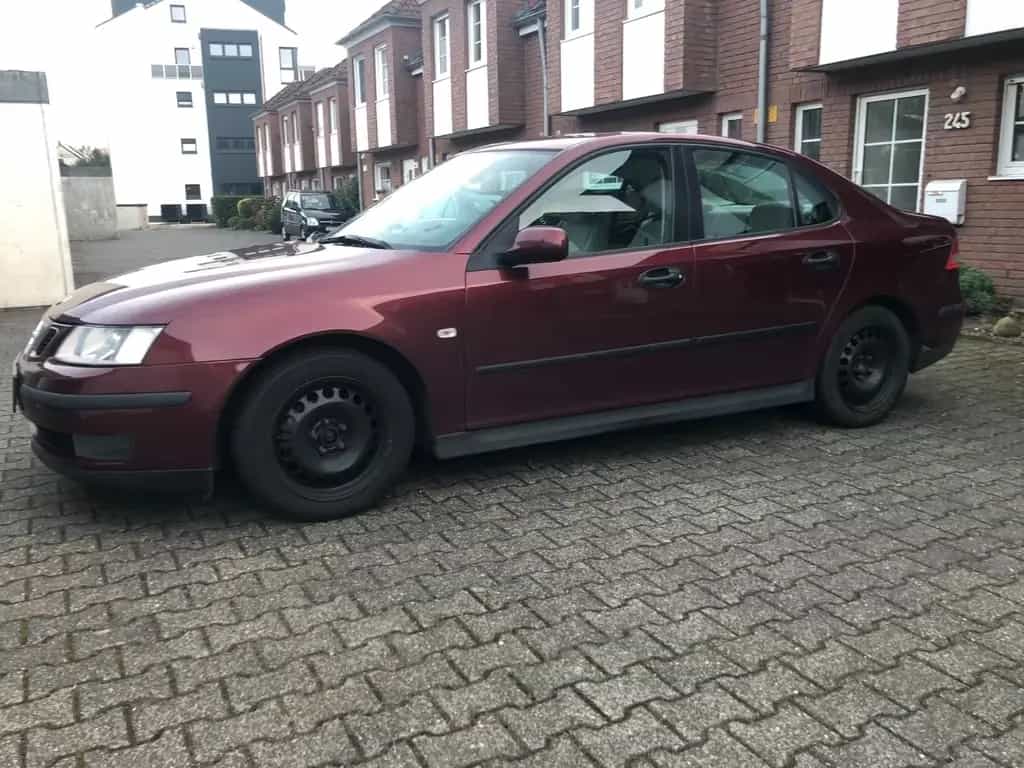Saab 9-3 1.8t Linear Sport-Limousine Linear + UPDATE 06/2003-photo-2