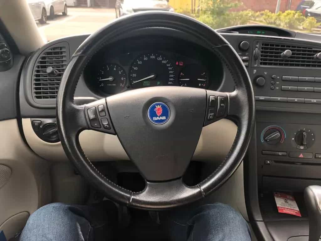 Saab 9-3 1.8t Linear Sport-Limousine Linear + UPDATE 06/2003-photo-5