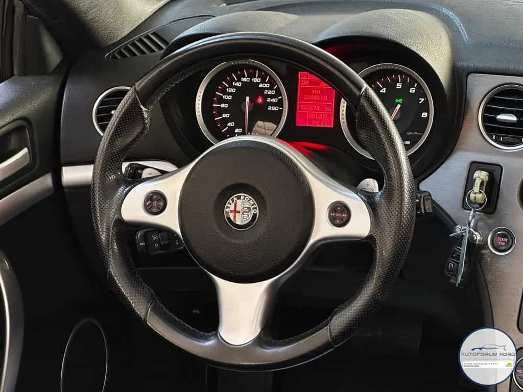 Alfa Romeo Spider 2.2 JTS 16V Selespeed 01/2009-photo-29