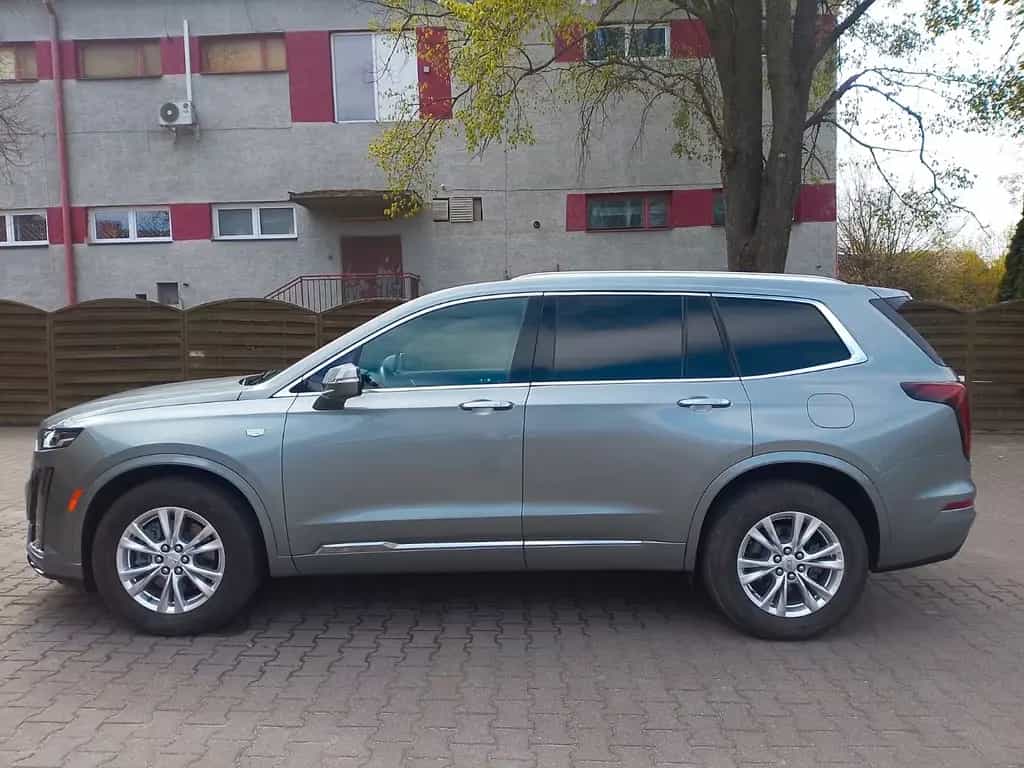 Cadillac XT6 Wie neu!!! Bitte lesen Sie die Beschreibung. 01/2023-photo-1