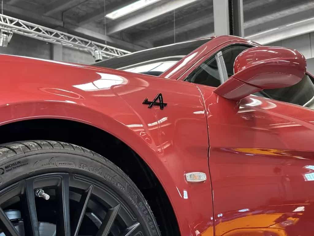 Alpine A110 S 300 - ROUGE RUBIS - *VAT*  1 OF 110 09/2024-photo-18