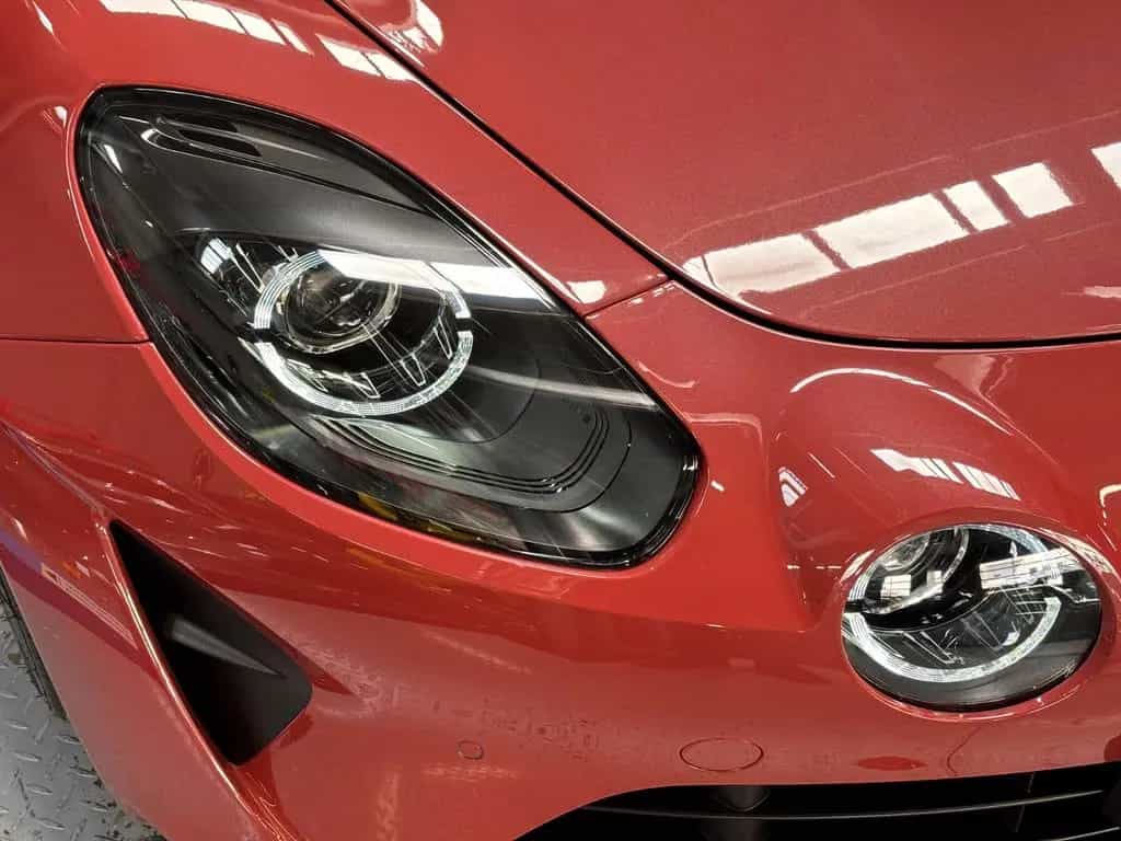 Alpine A110 S 300 - ROUGE RUBIS - *VAT*  1 OF 110 09/2024-photo-19