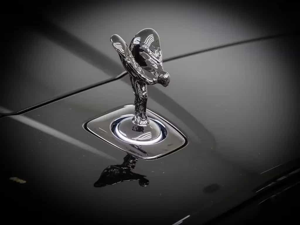 Rolls-Royce Cullinan Black Badge Series II null-photo-8