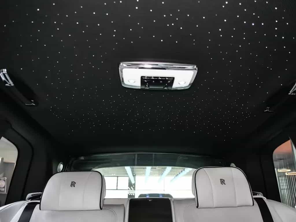 Rolls-Royce Cullinan null-photo-14