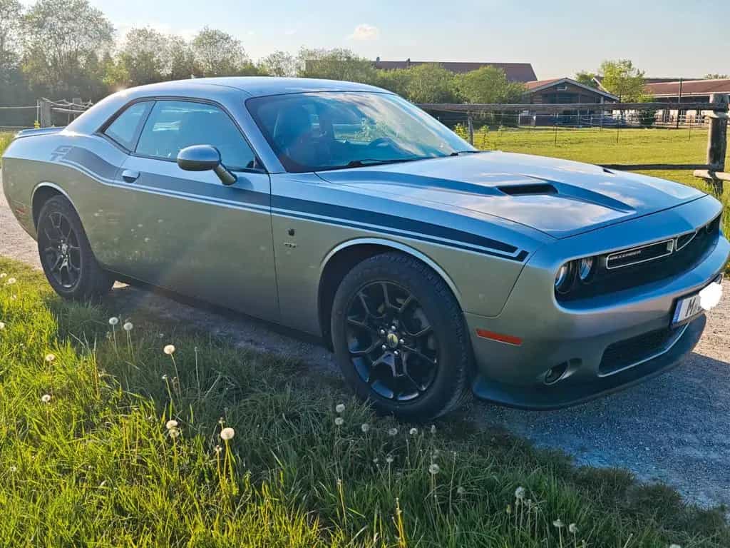 Dodge Challenger GT Allrad 07/2017-photo-1