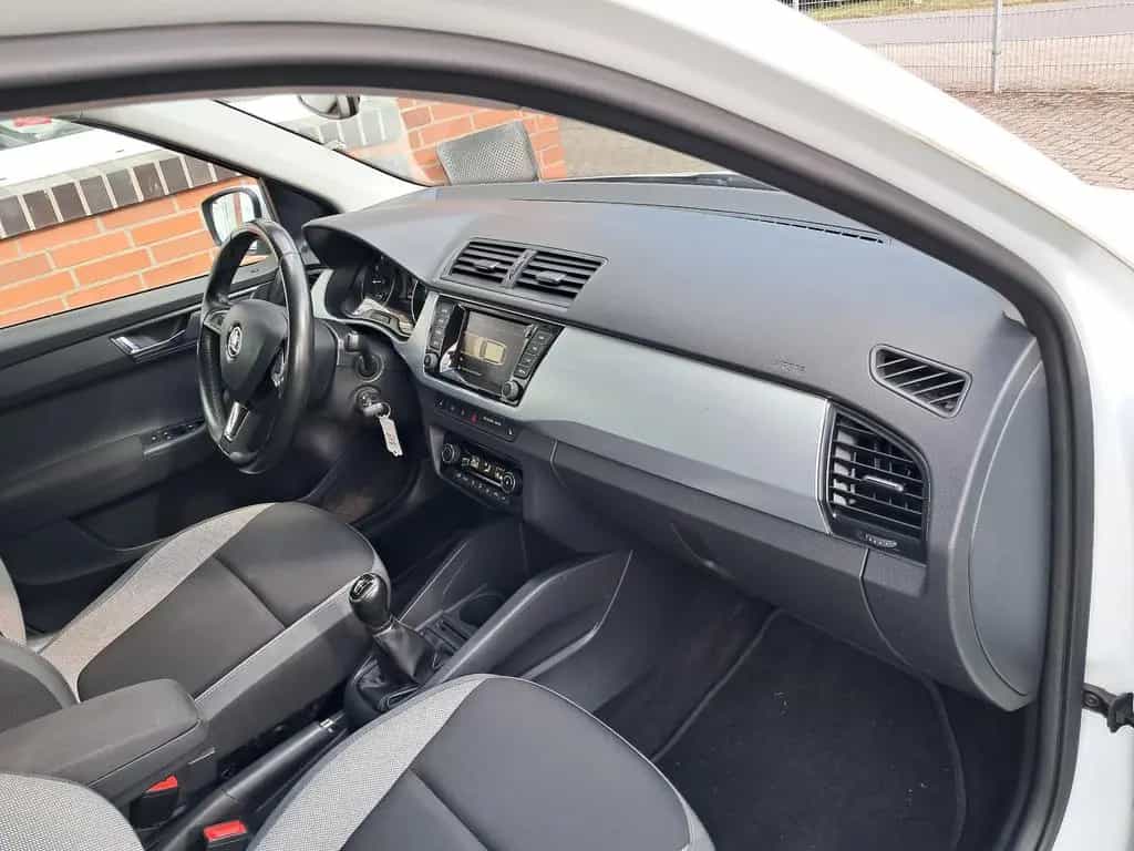 Skoda Fabia Combi Ambition 06/2017-photo-8