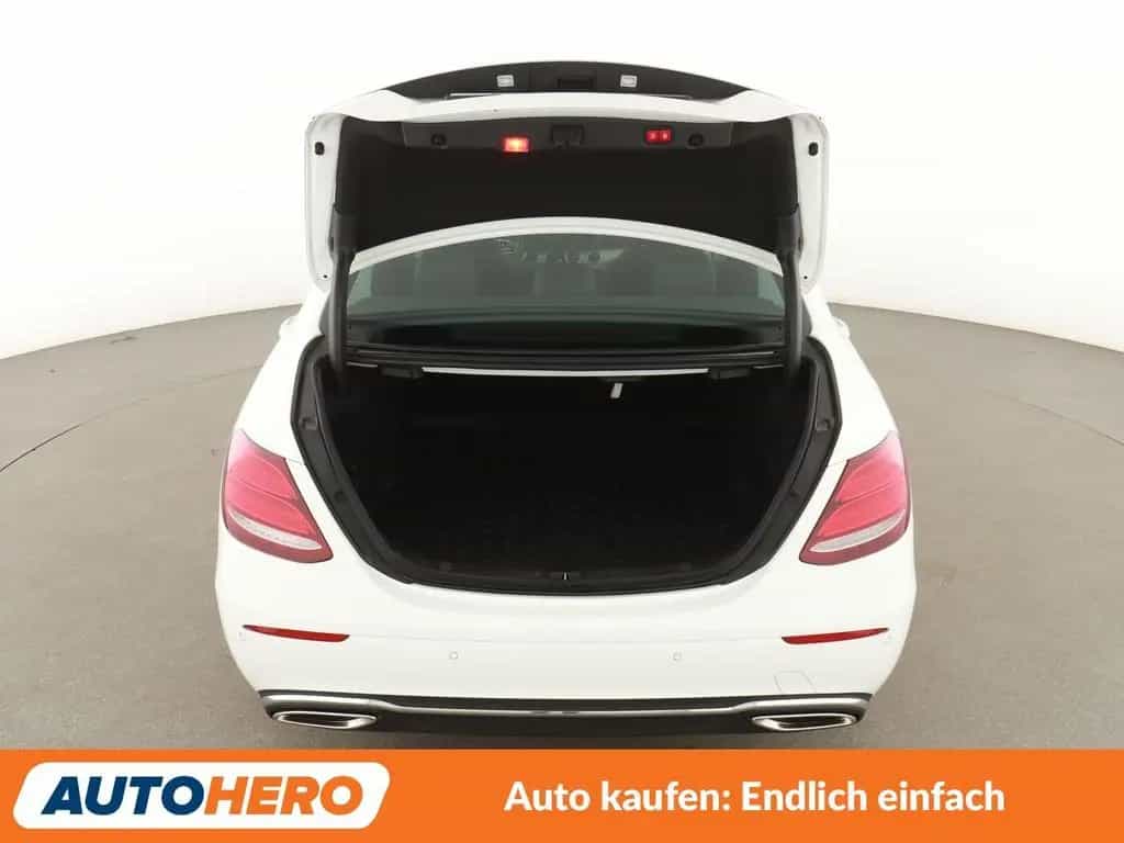 Mercedes-Benz E 300 Mild-Hybrid Avantgarde Aut. *HUD*LED*360°* 01/2021-photo-16