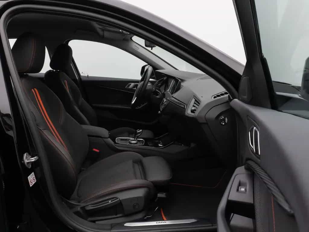BMW 118 i Sport Line Kamera DAB HiFi Lenkrhzg Sport 03/2023-photo-23
