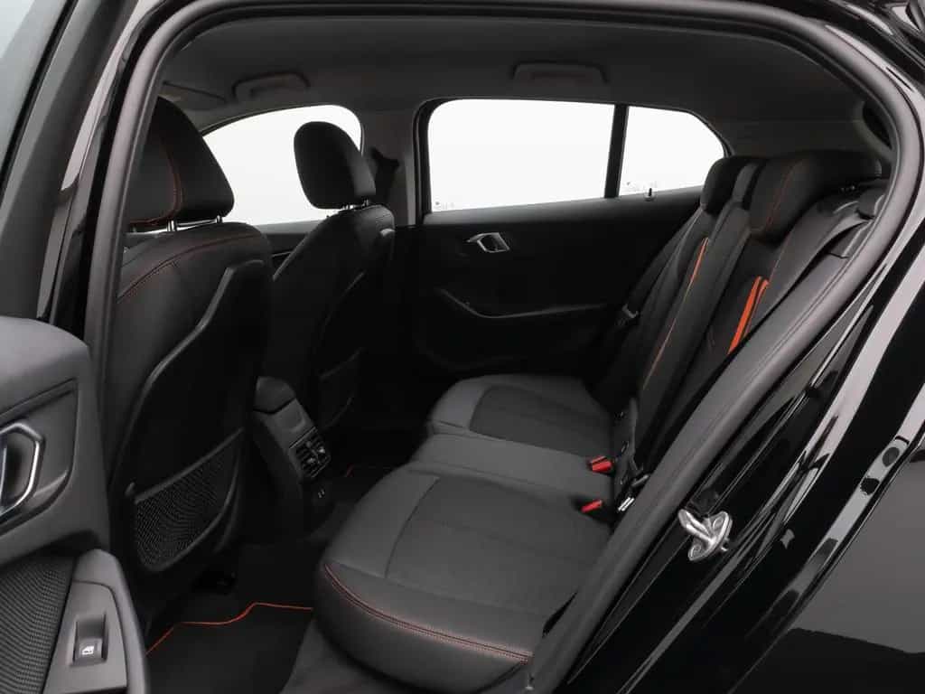 BMW 118 i Sport Line Kamera DAB HiFi Lenkrhzg Sport 03/2023-photo-24
