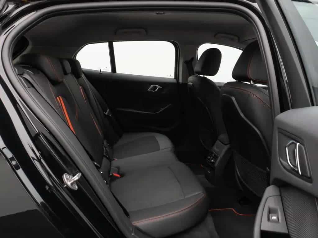 BMW 118 i Sport Line Kamera DAB HiFi Lenkrhzg Sport 03/2023-photo-25