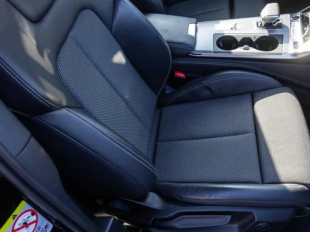 Audi A6 Avant S line 55TFSI qu Navi Matrix Standhzg A 03/2023-photo-19