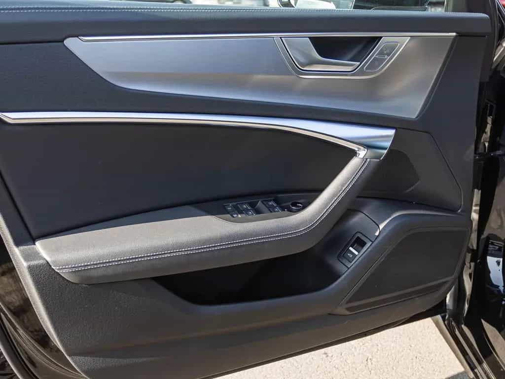 Audi A6 Avant S line 55TFSI qu Navi Matrix Standhzg A 03/2023-photo-8