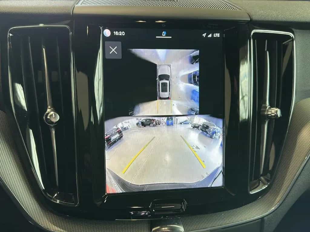 Volvo XC60 XC 60 Plus Dark AWD Bluetooth LED Klima 01/2025-photo-9