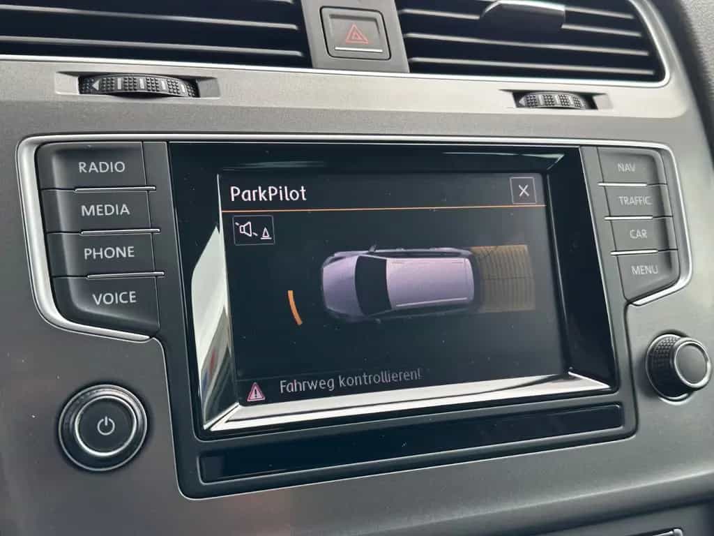 Volkswagen Golf VII Variant 1.4 TSI DSG Lounge | Xenon 07/2015-photo-20