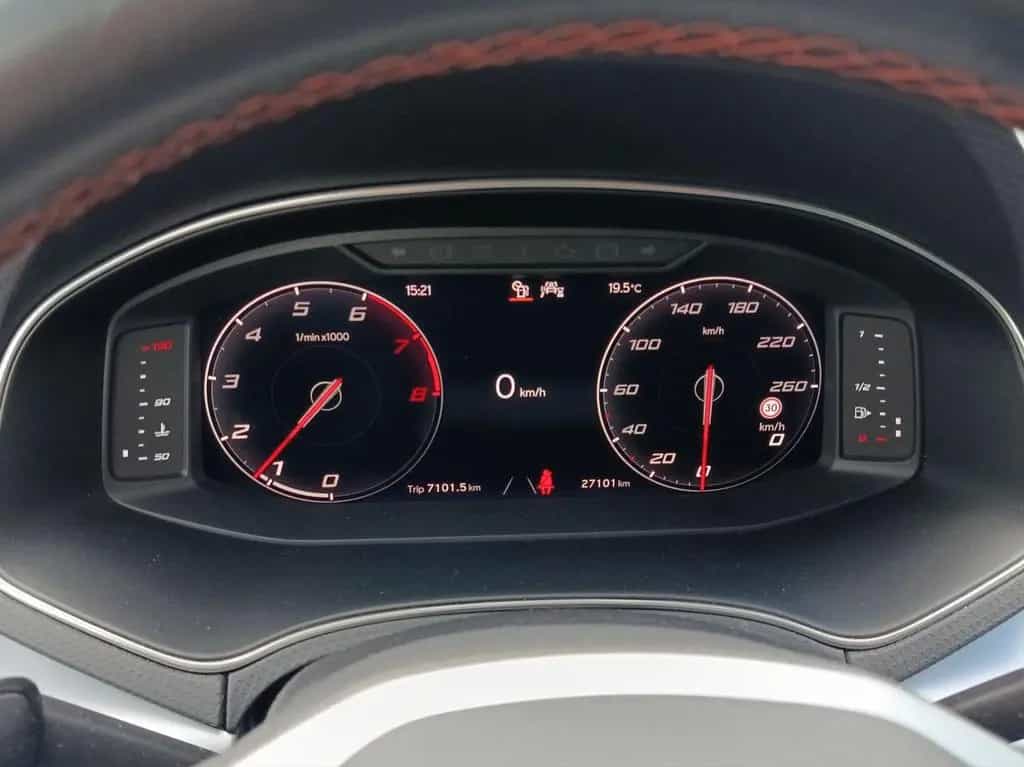 Seat Arona 1.0 TSI FR LED LM 17" Navi PDC+RFK ACC 03/2023-photo-6
