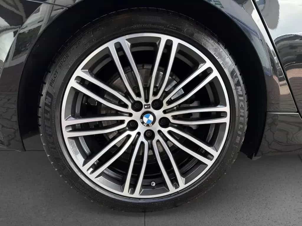 BMW 520 d Tour M Sport LivePr,AHK,Pano,H/K,Standh,HUD 05/2020-photo-16