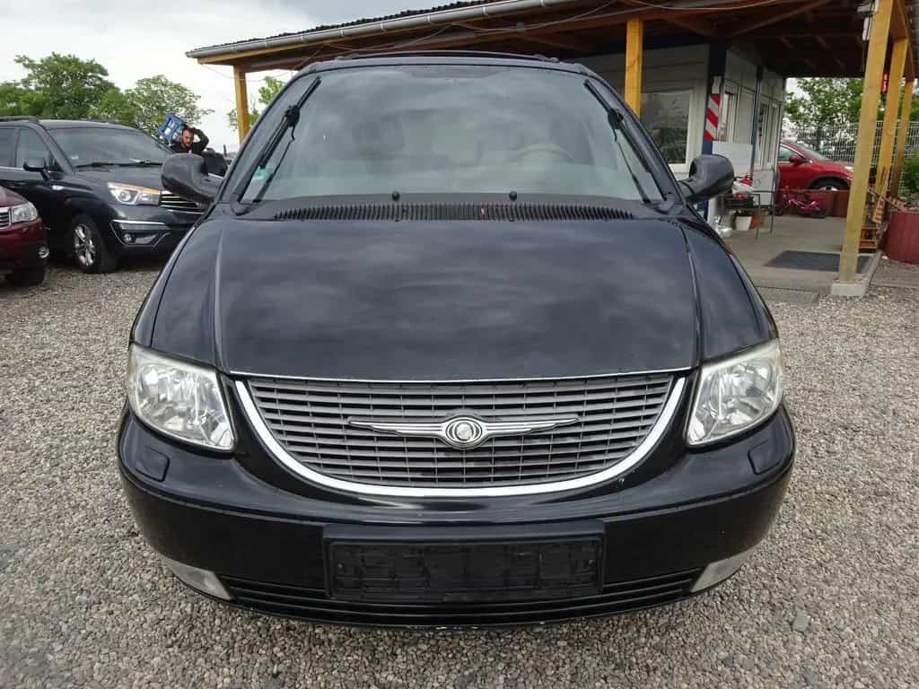 Chrysler Voyager LX 2.5 CRD 01/2003-photo-1