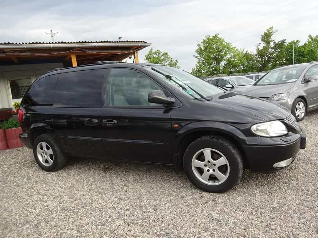 Chrysler Voyager LX 2.5 CRD 01/2003-photo-2