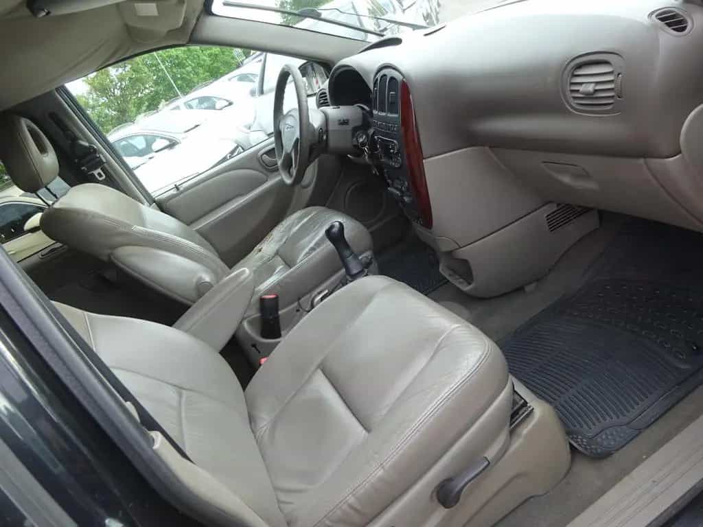 Chrysler Voyager LX 2.5 CRD 01/2003-photo-8