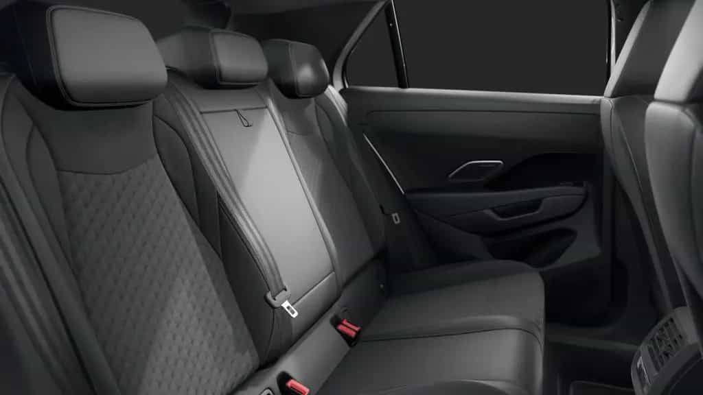 Volkswagen T-Roc R-Line 1.5 l eTSI OPF 110 kW (150 PS) 7-Ga null-photo-11
