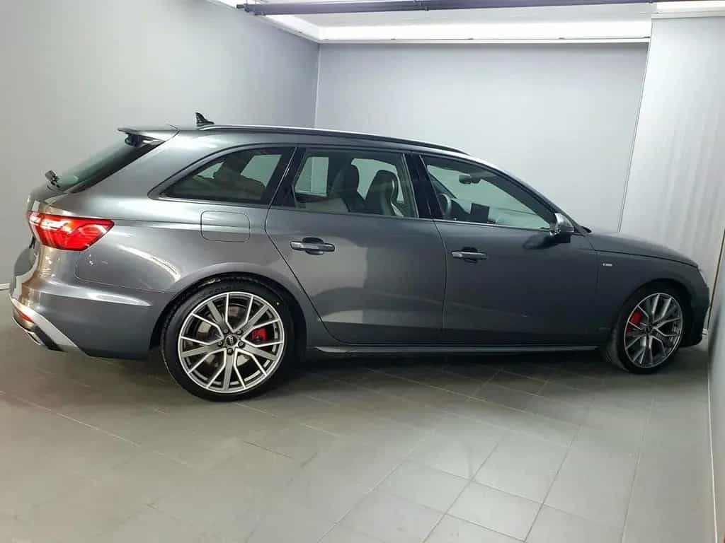 Audi A4 Avant 45TFSI qu. S tronic S line/S-Sitze/AHK 04/2023-photo-3