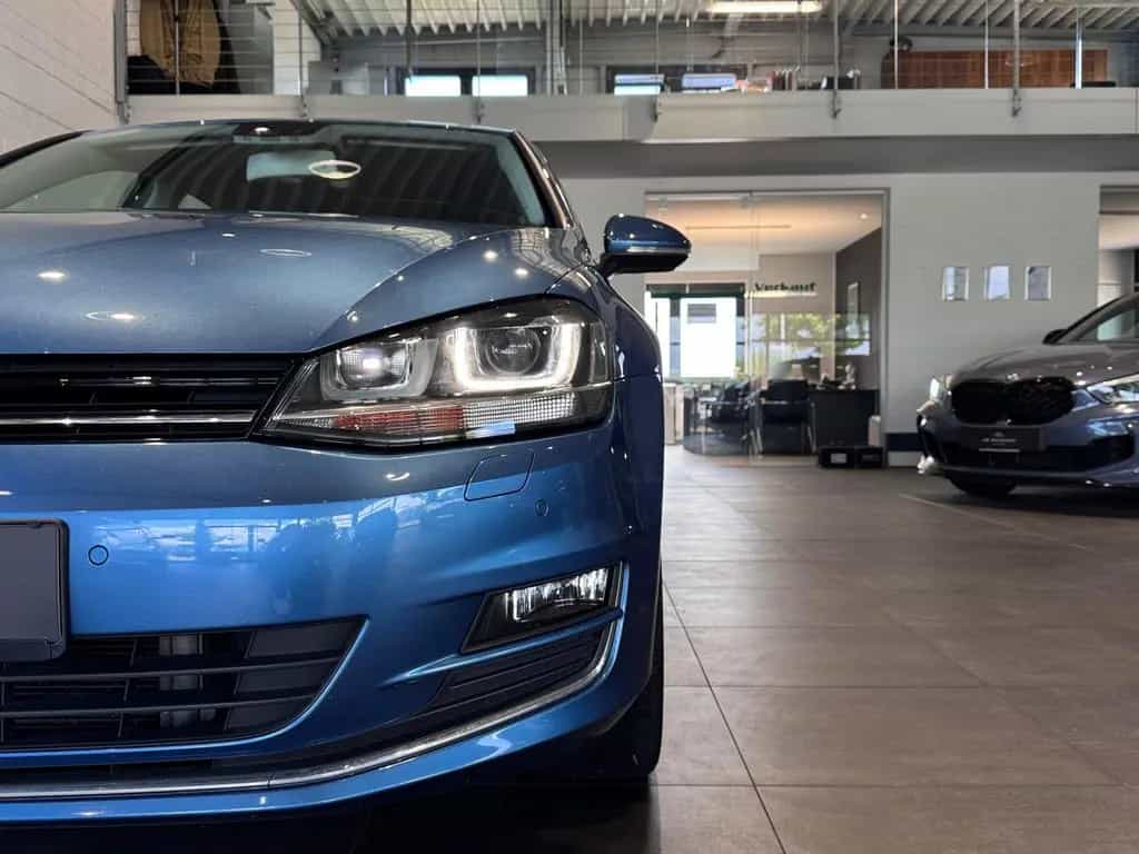 Volkswagen Golf Highline BMT *MASSAGE, ACC, RFK, XENON* 03/2014-photo-17